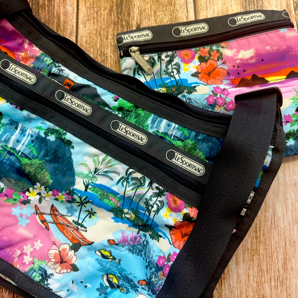 NWOT LESPORTSAC EVERYDAY BAG WITH MATCHING ZIPPER POUCH